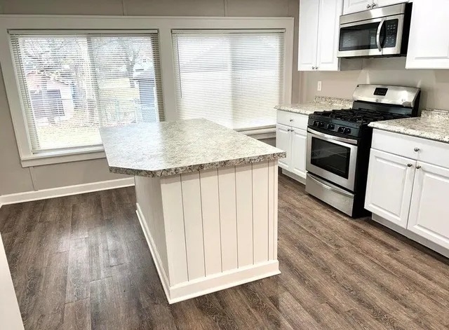 $259,900 | 401 Monroe Avenue, Muskegon, MI 49441