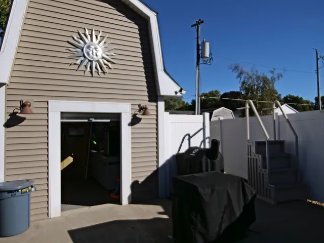 $315,000 | 11 Kennedy Court, Philo, IL 61864