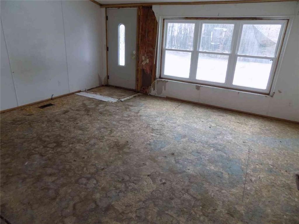 317 Temple Road Georgetown, PA 15043 - Photo 3 of 9