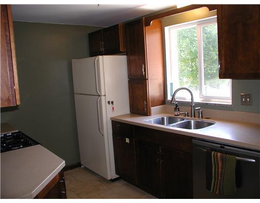 165 Evans City Road Butler, PA 16001 - Photo 8 of 18 Kitchen.