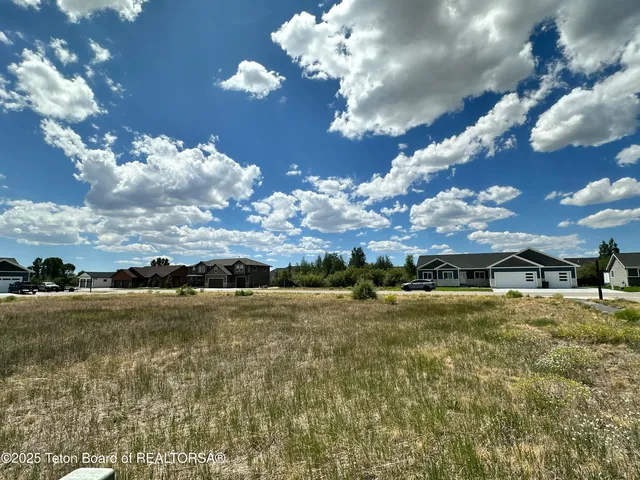 $92,000 | Tbd Driftwood Street, Pinedale, WY 82941