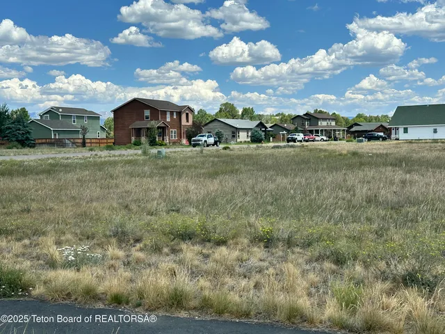 $92,000 | Tbd Driftwood Street, Pinedale, WY 82941