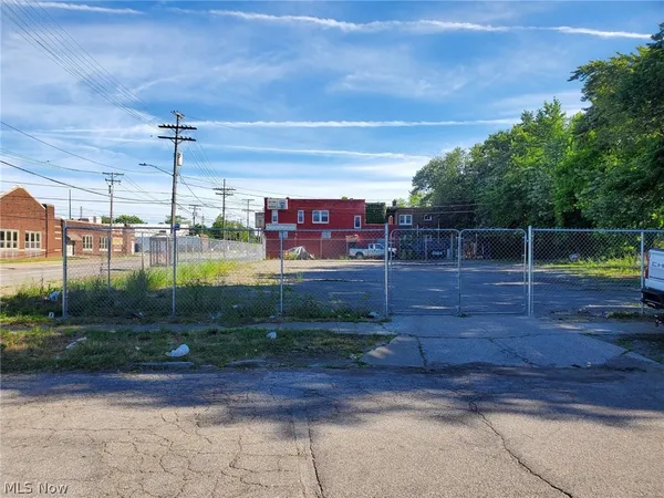 $99,900 | V/l East 140th Street, Cleveland, OH 44110