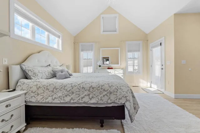 $1,100,000 | 2 Nettie Way, Londonderry, NH 03053