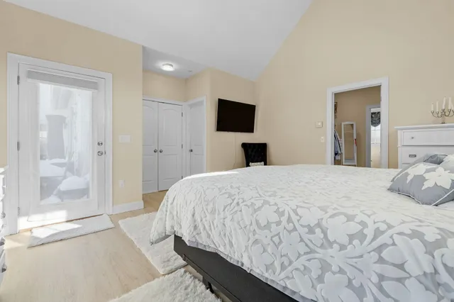 $1,100,000 | 2 Nettie Way, Londonderry, NH 03053