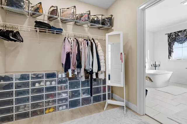 $1,100,000 | 2 Nettie Way, Londonderry, NH 03053