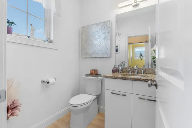 $1,100,000 | 2 Nettie Way, Londonderry, NH 03053