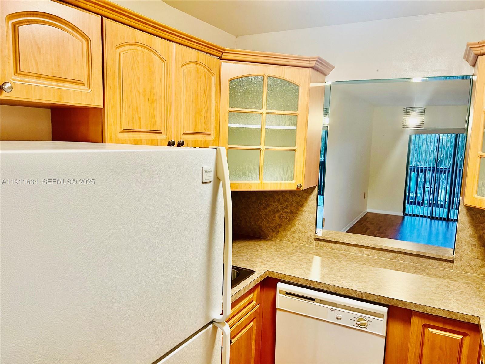 1021 Mockingbird Lane, Unit 215 Plantation, FL 33324 - Photo 22 of 52