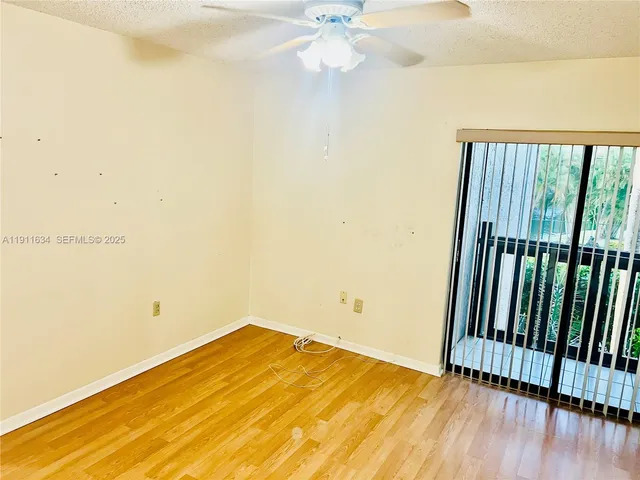 a view of a room with an empty space