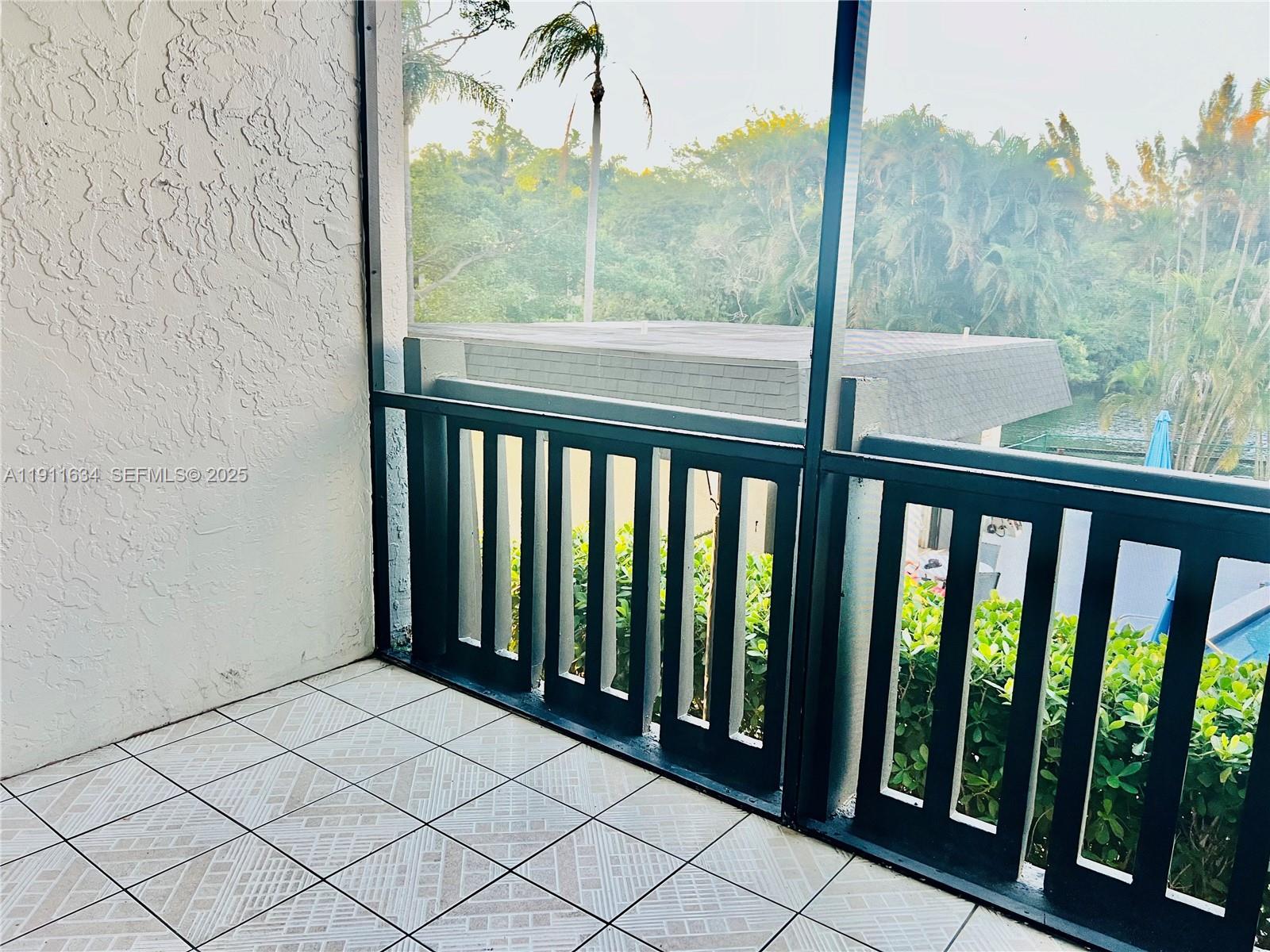 1021 Mockingbird Lane, Unit 215 Plantation, FL 33324 - Photo 40 of 52