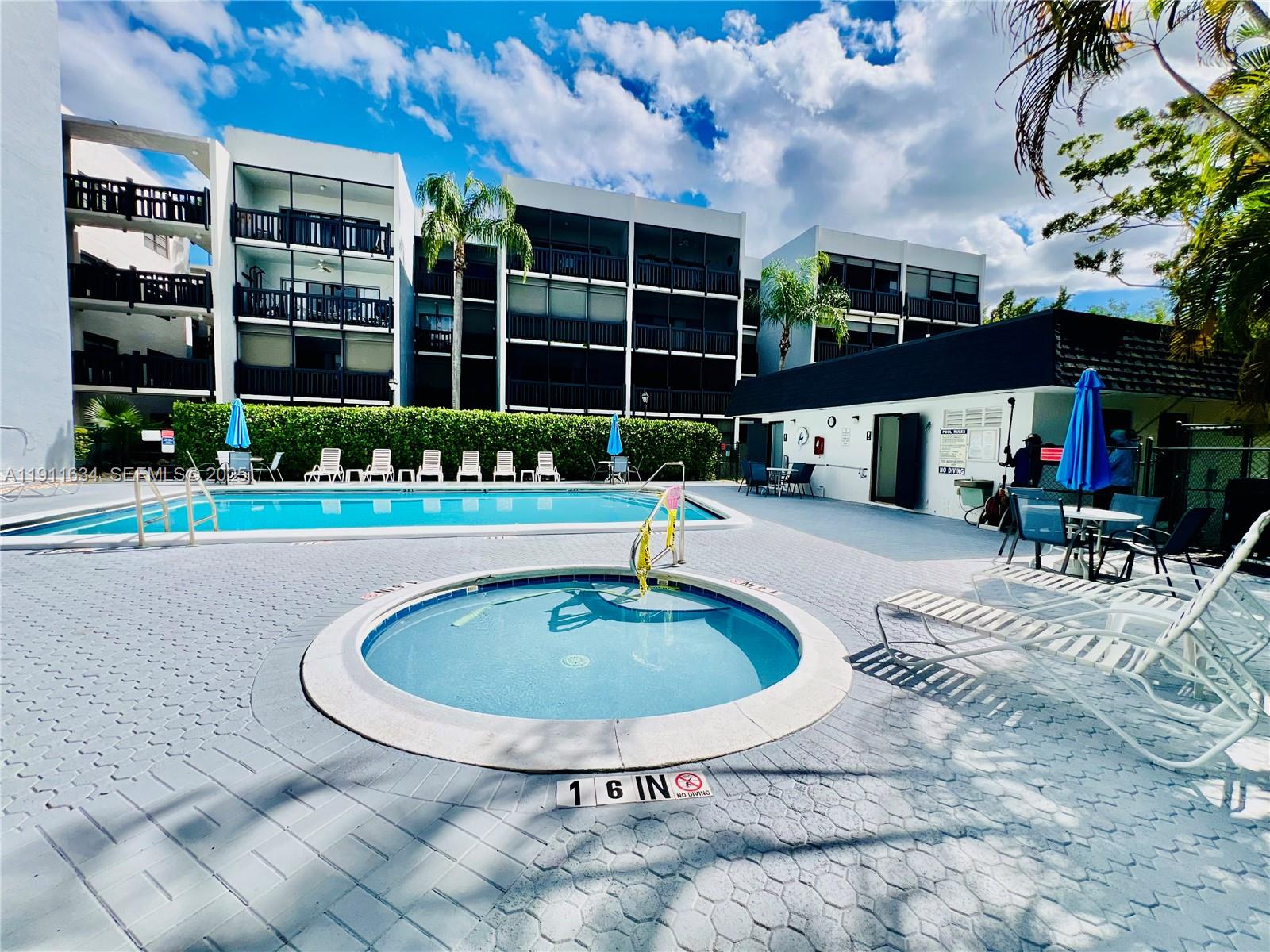 1021 Mockingbird Lane, Unit 215 Plantation, FL 33324 - Photo 43 of 52