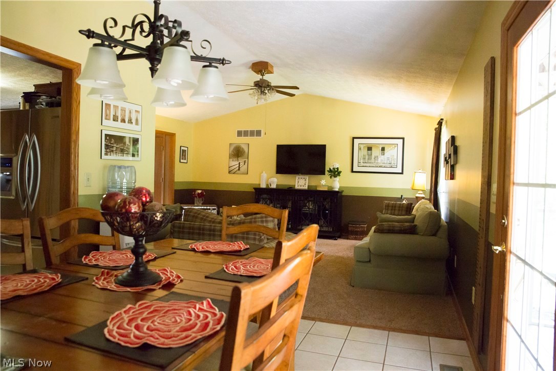 1115 Sun Valley Road Washington, WV 26181 - Photo 9 of 28