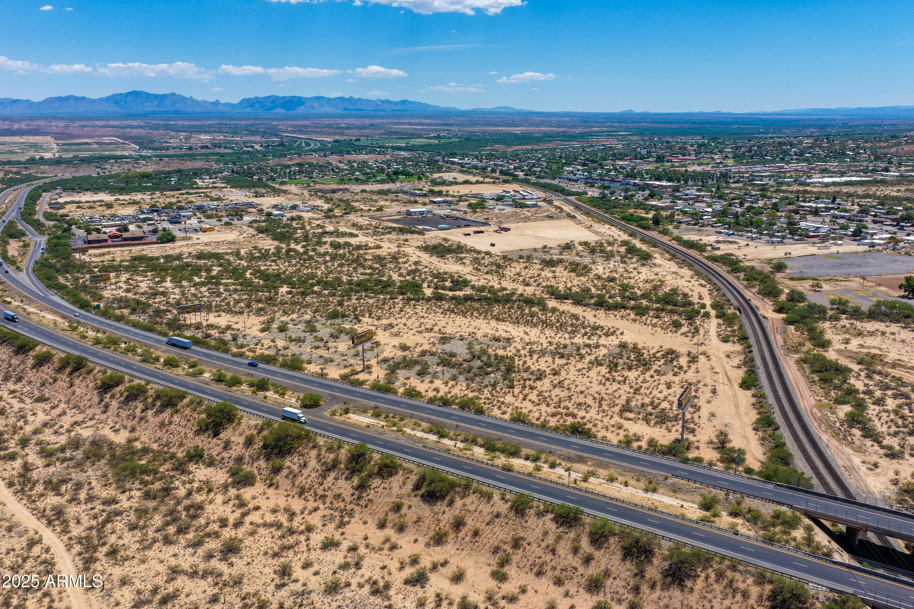 Xxx North Ocotillo Road Benson, AZ 85602 - Photo 2 of 8 a view of a large building