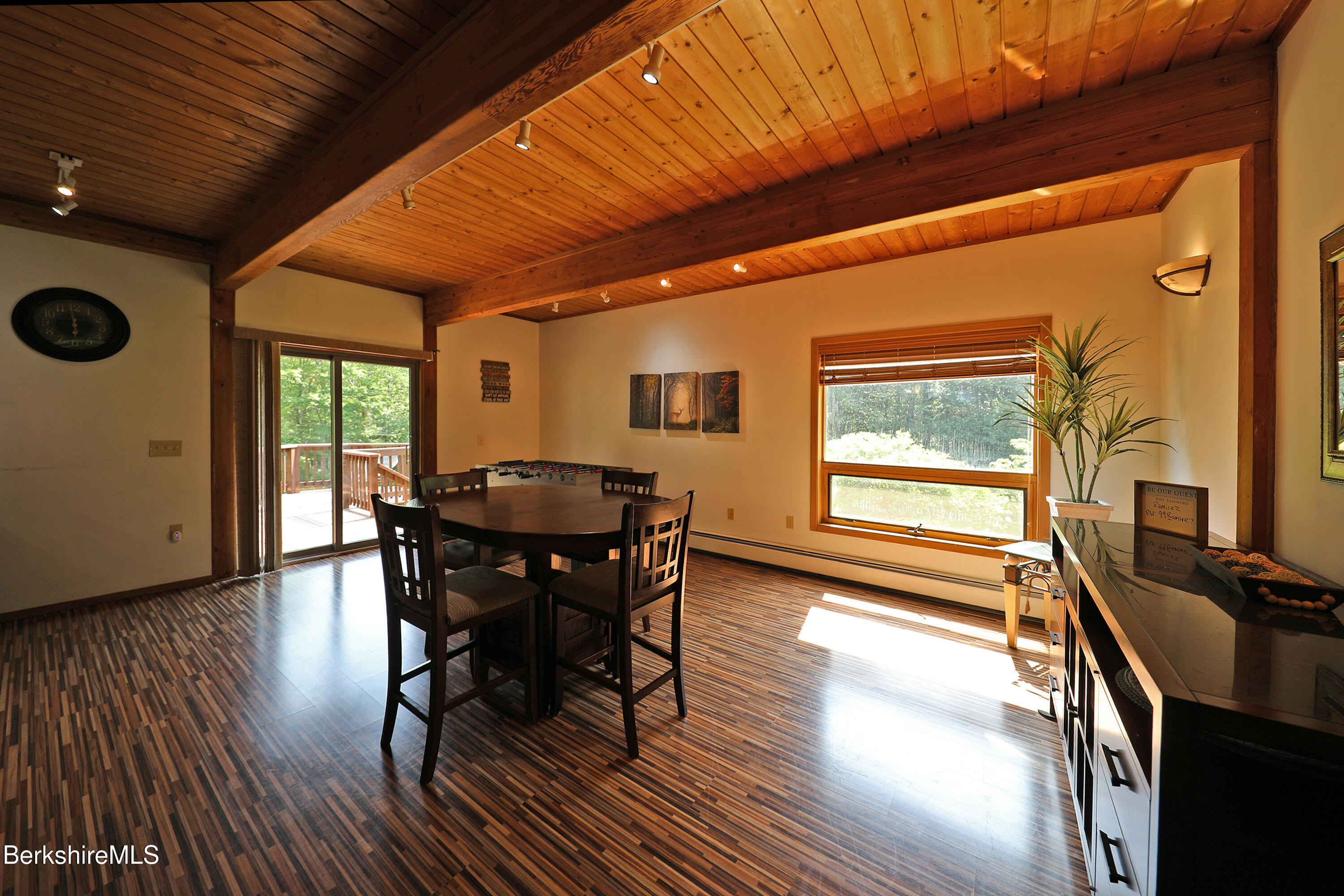 707 Benton Hill Road Becket, MA 01223 - Photo 19 of 56 Breakfast Area