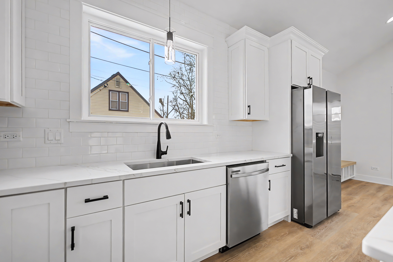 8244 44th Street Lyons, IL 60534 - Photo 8 of 28