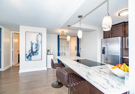 $389,000 | 1660 North LaSalle Drive, Unit 811, Chicago, IL 60614