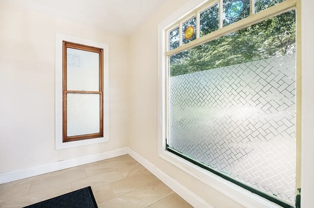 161 Walnut Street, Unit 1 Newton, MA 02460 - Photo 14 of 33