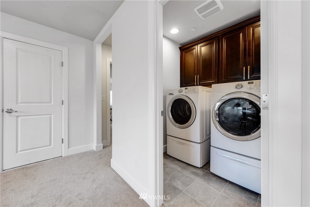 20057 94th Avenue Northeast, Unit 36 Bothell, WA 98011 - Photo 19 of 31 a utility room with dryer and washer