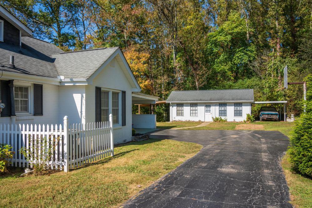 10127 Card Road Soddy Daisy, TN 37379 - Photo 9 of 36 2022_10_October_10127_Card_Rd_0009