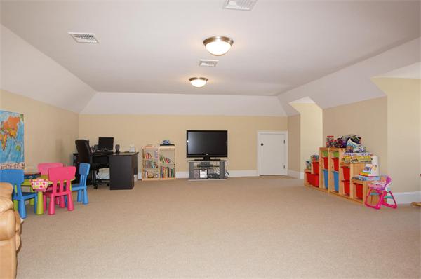 80 Colts Crossing Canton, MA 02021 - Photo 23 of 28 Gallery Image 23
