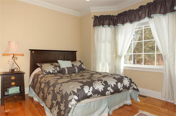 80 Colts Crossing Canton, MA 02021 - Photo 10 of 28 Gallery Image 10