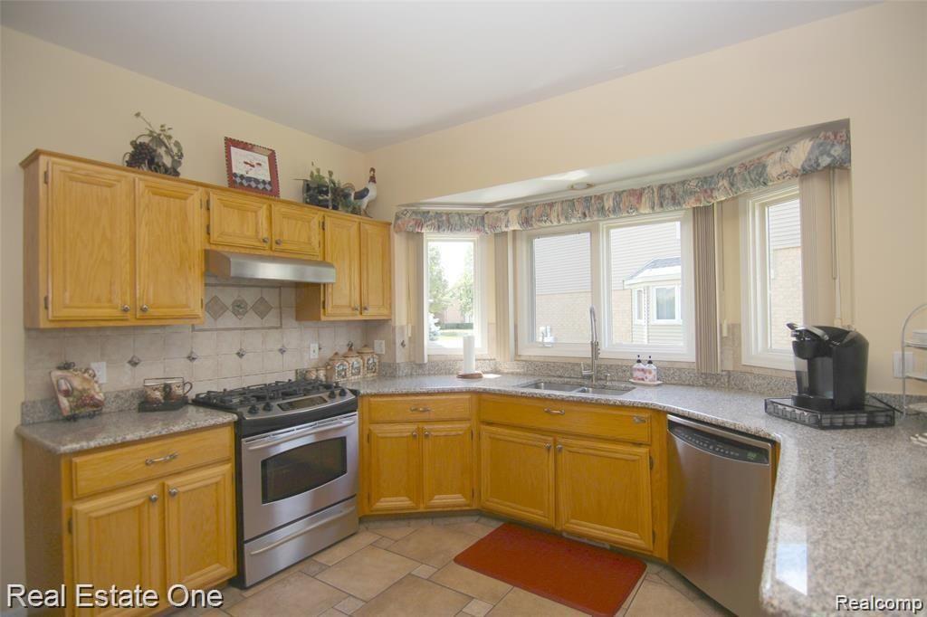 941 Norcross Drive Rochester, MI 48307 - Photo 14 of 31