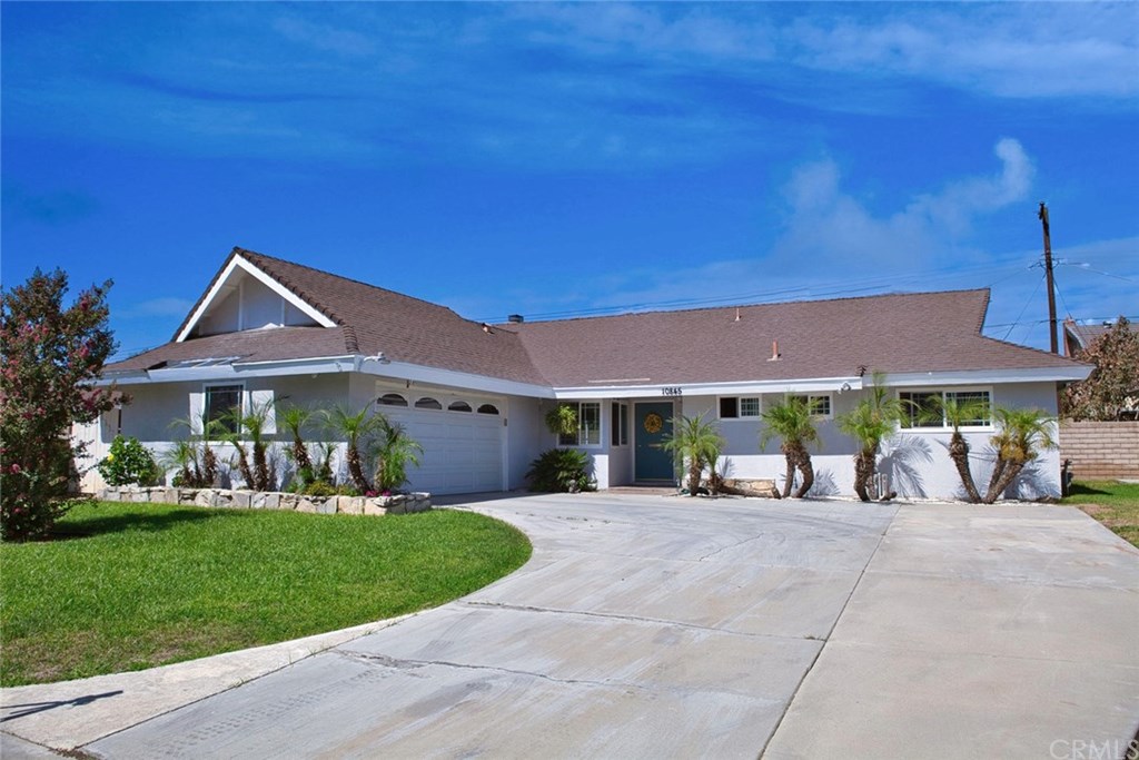 10845 Mercer Avenue Riverside, CA 92505 - Photo 1 of 28