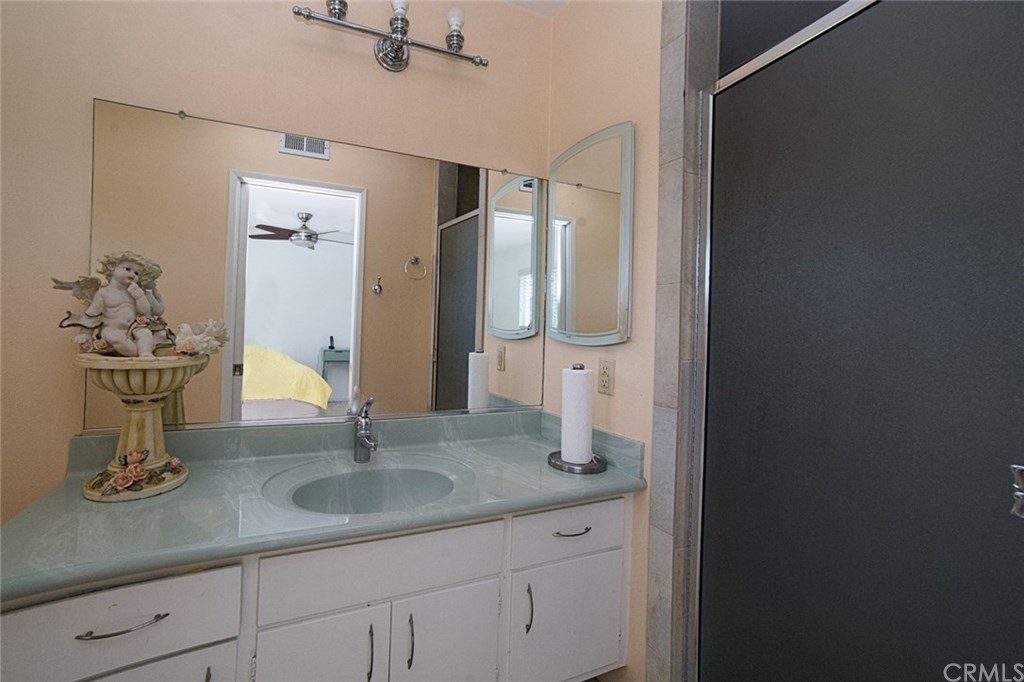 10845 Mercer Avenue Riverside, CA 92505 - Photo 14 of 28