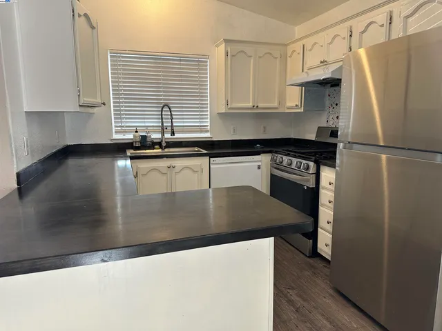 $298,000 | 294 Winnipeg Terrace, Fremont, CA 94538