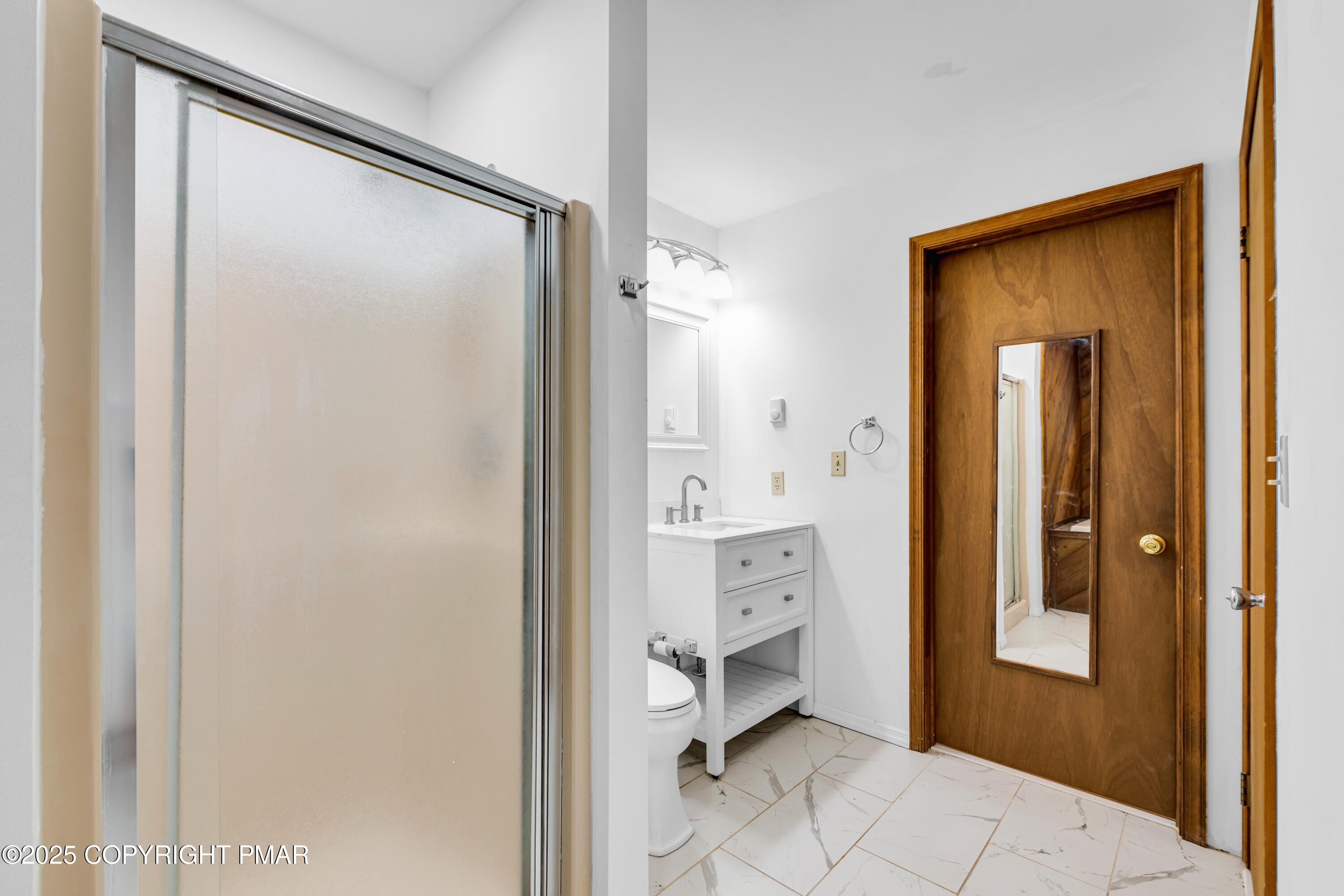 106 Carnforth Drive Bushkill, PA 18324 - Photo 16 of 73 0A5A4237