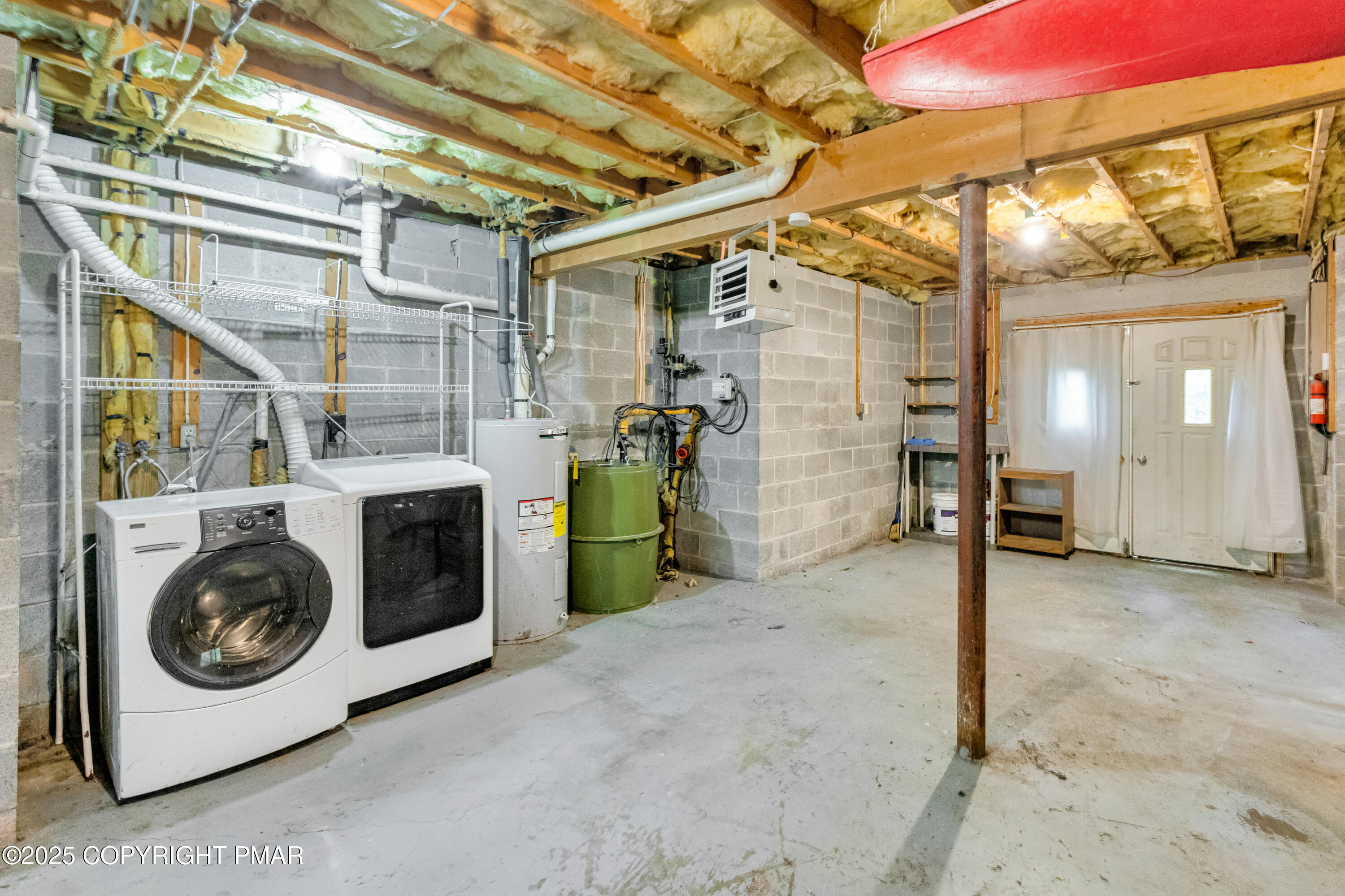 106 Carnforth Drive Bushkill, PA 18324 - Photo 34 of 73 a utility room with dryer and washer