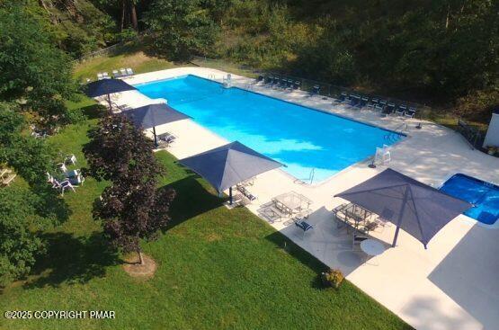 106 Carnforth Drive Bushkill, PA 18324 - Photo 58 of 73 IMG_1871-mountainside-pool-1000x563-web-