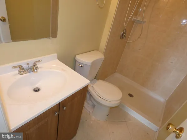 $2,200 | 3495 Castle Hill Drive, Woodbridge, VA 22193