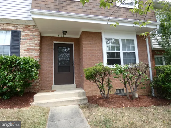 $2,200 | 3495 Castle Hill Drive, Woodbridge, VA 22193