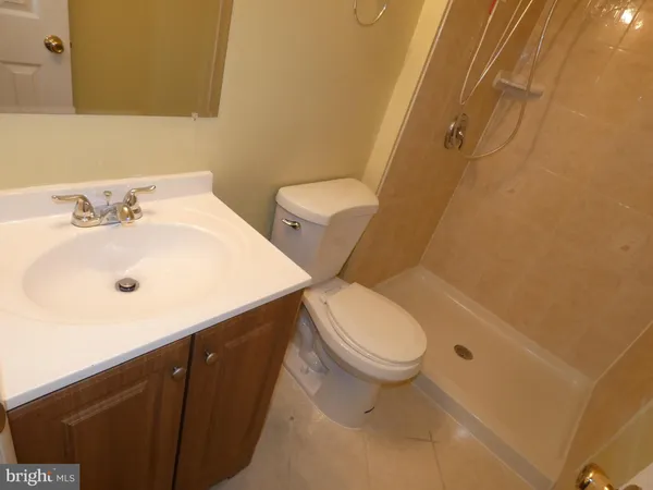 $2,200 | 3495 Castle Hill Drive, Woodbridge, VA 22193