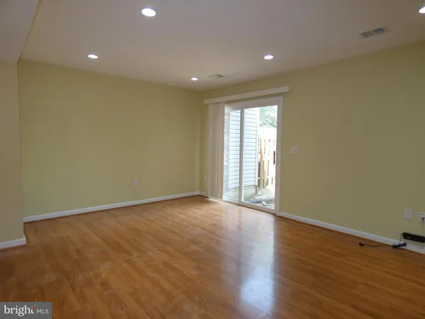 $2,200 | 3495 Castle Hill Drive, Woodbridge, VA 22193