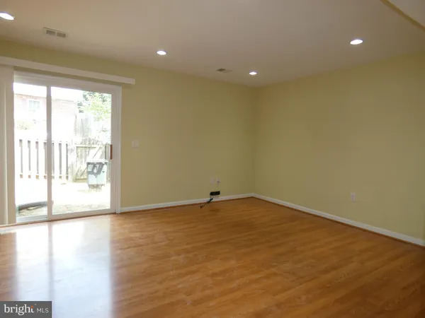 $2,200 | 3495 Castle Hill Drive, Woodbridge, VA 22193