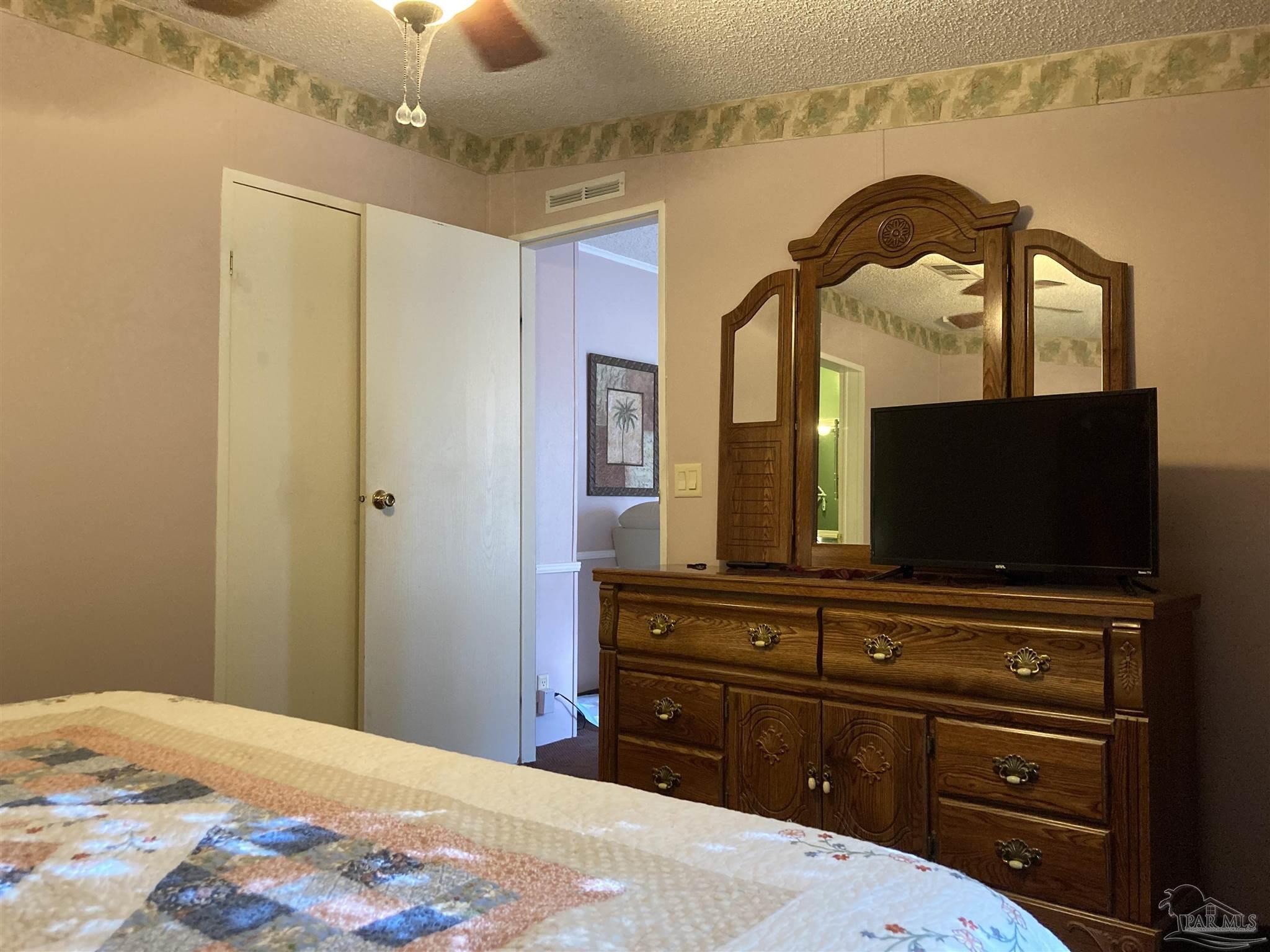 4977 Community Circle Milton, FL 32583 - Photo 12 of 36