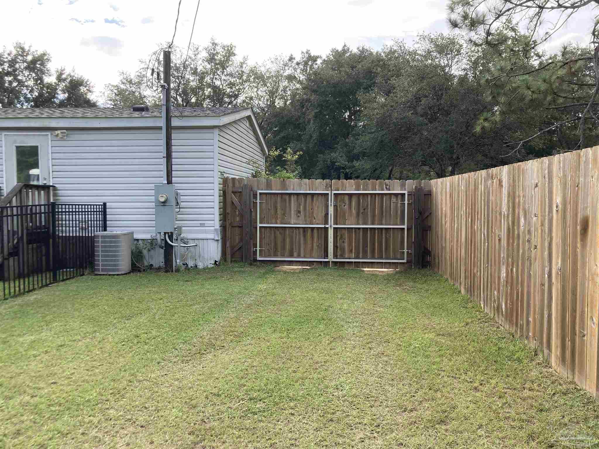 4977 Community Circle Milton, FL 32583 - Photo 22 of 36