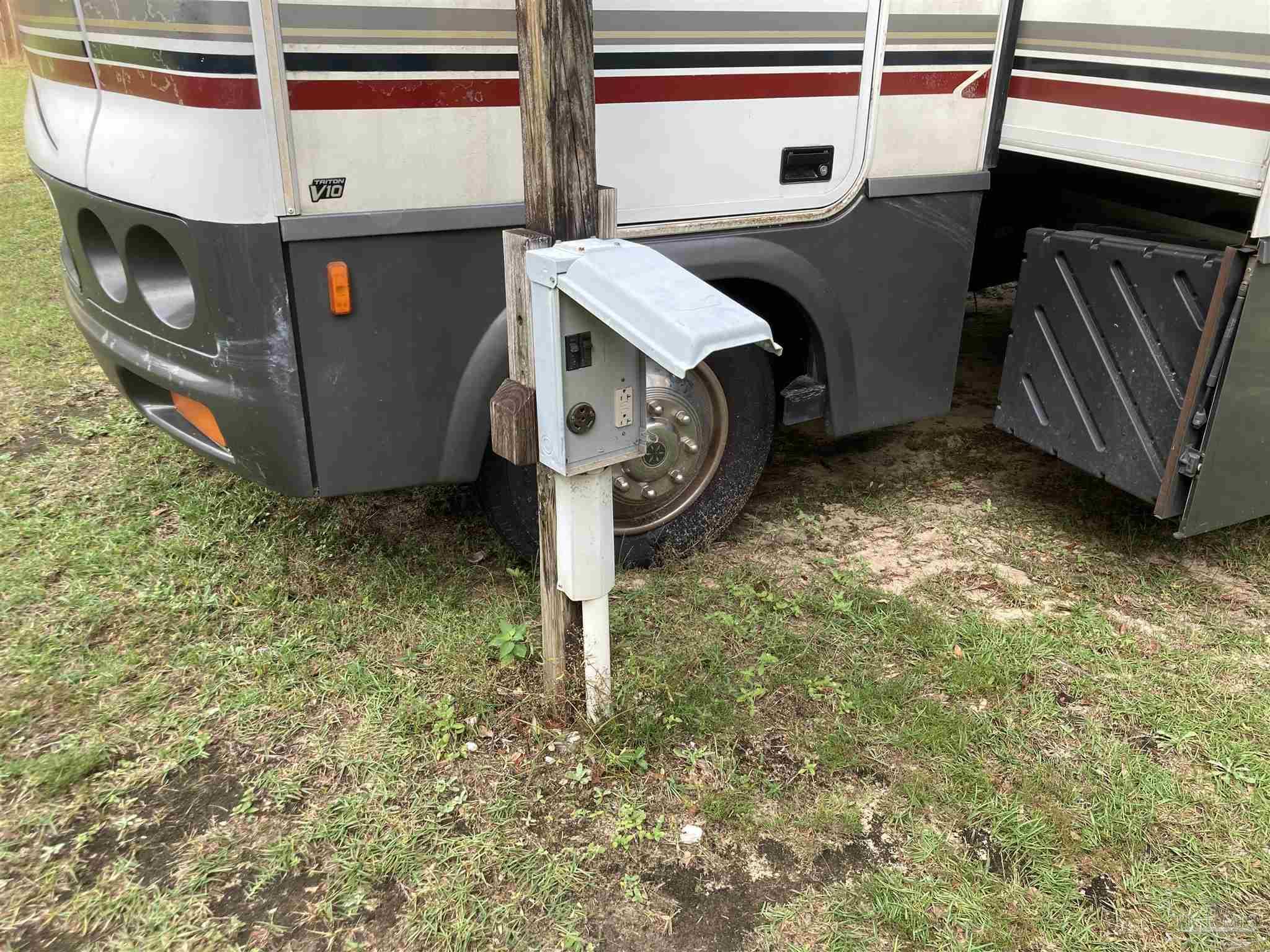 4977 Community Circle Milton, FL 32583 - Photo 24 of 36