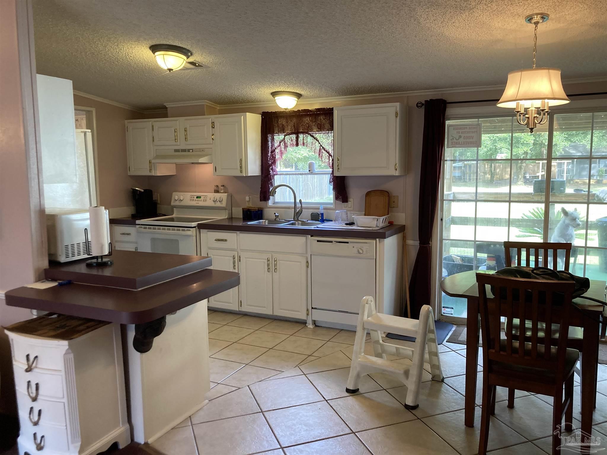 4977 Community Circle Milton, FL 32583 - Photo 5 of 36