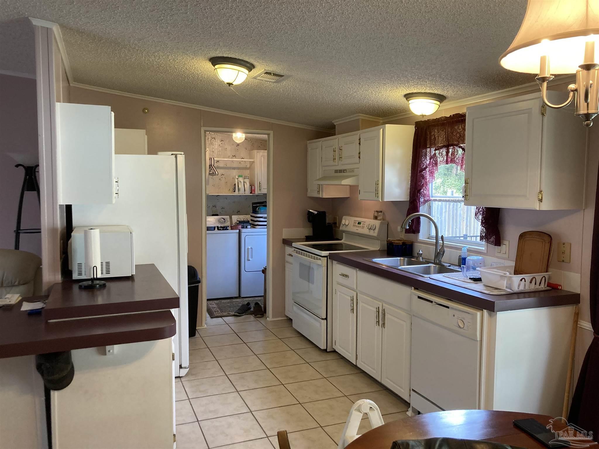 4977 Community Circle Milton, FL 32583 - Photo 8 of 36