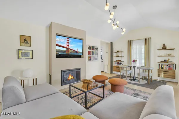 $3,200 | 2855 Los Feliz Drive, Thousand Oaks, CA 91362