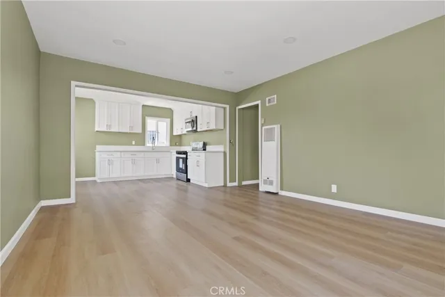 $2,995 | 3666 West 113th Street, Inglewood, CA 90303