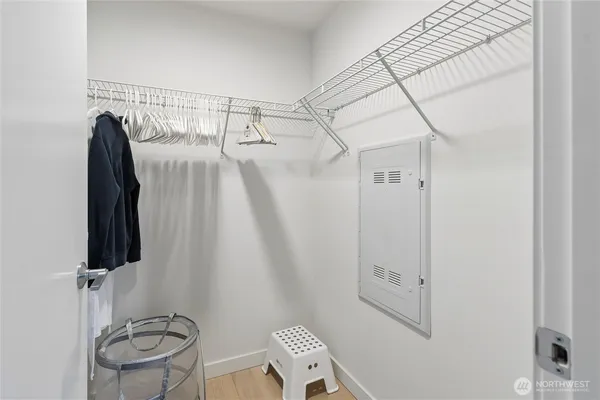 $2,700 | 590 1st Avenue South, Unit 615, Seattle, WA 98104