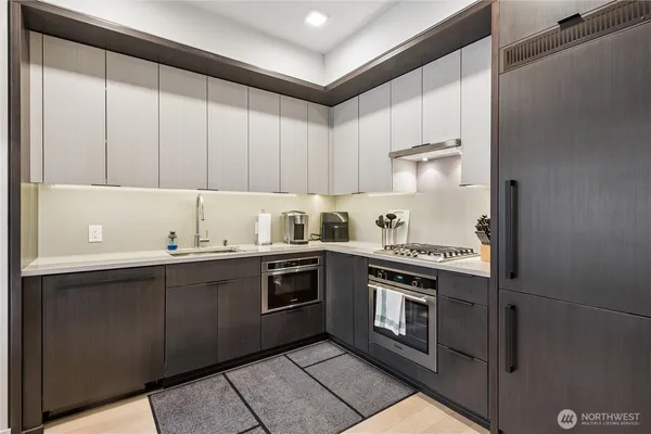 $2,700 | 590 1st Avenue South, Unit 615, Seattle, WA 98104