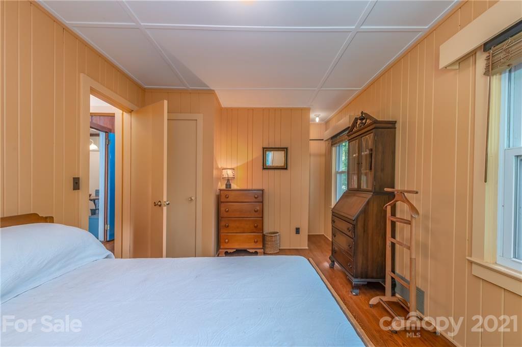 75 Hidden Hill Road Tryon, NC 28782 - Photo 20 of 36 a view of a bedroom with closet area