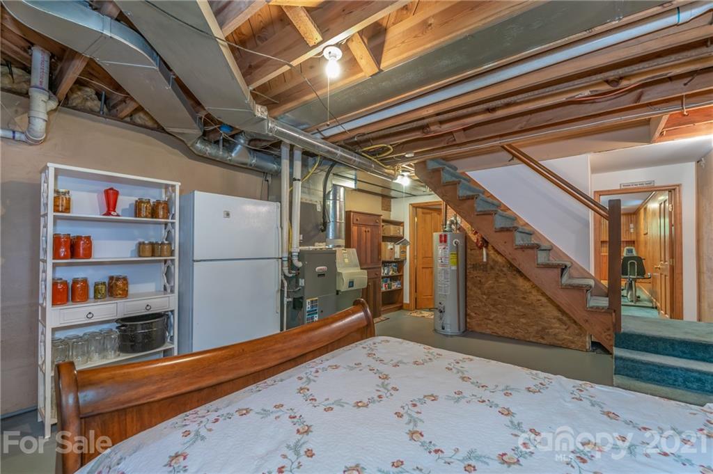 75 Hidden Hill Road Tryon, NC 28782 - Photo 36 of 36 a view of an empty room