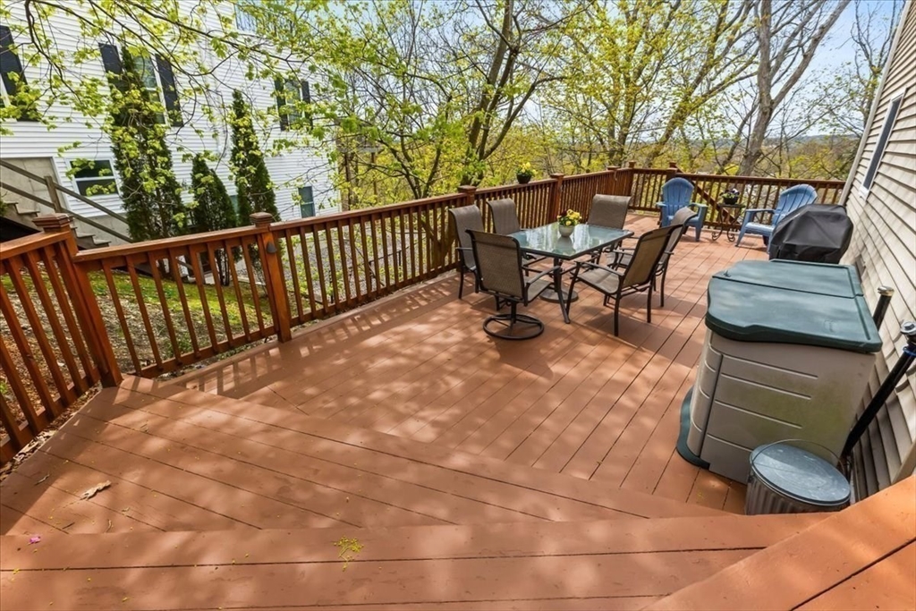71 Sargent Road Winchester, MA 01890 - Photo 7 of 42 Gallery Image 7