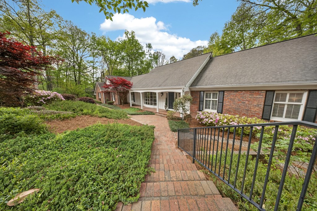 105 North Rainsong Road Dalton, GA 30720 - Photo 4 of 71 Gallery Image 4